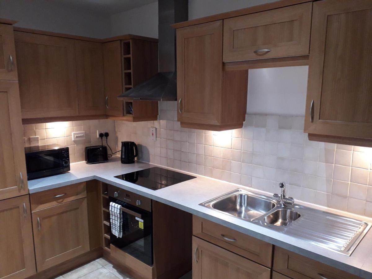 Luxury And Stylish 2 Bedroom Apartment With En-Suite Luton  Exterior photo